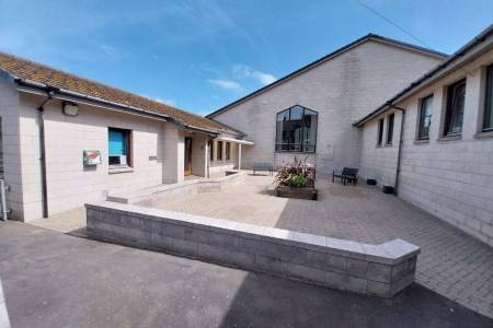 Courtyard 3.jpg